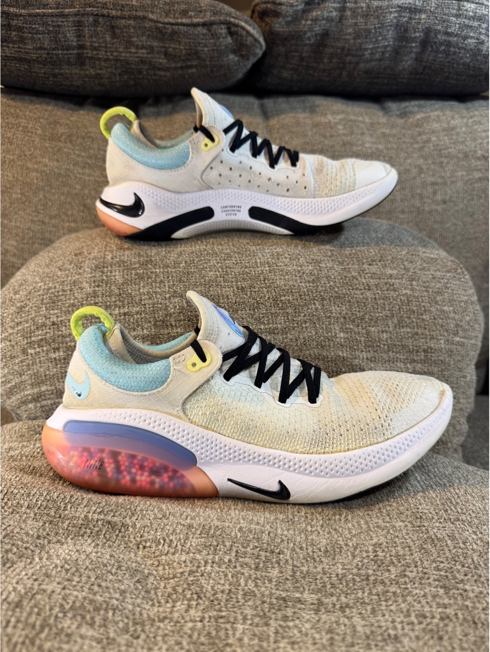 Nike Women's Joyride Run Flyknit Sunbleach AQ2731-101 Size 10.5